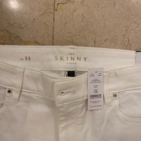 White House Black Market High Rise Skinny Jean with Embroidery, size 14 - Picture 4 of 8